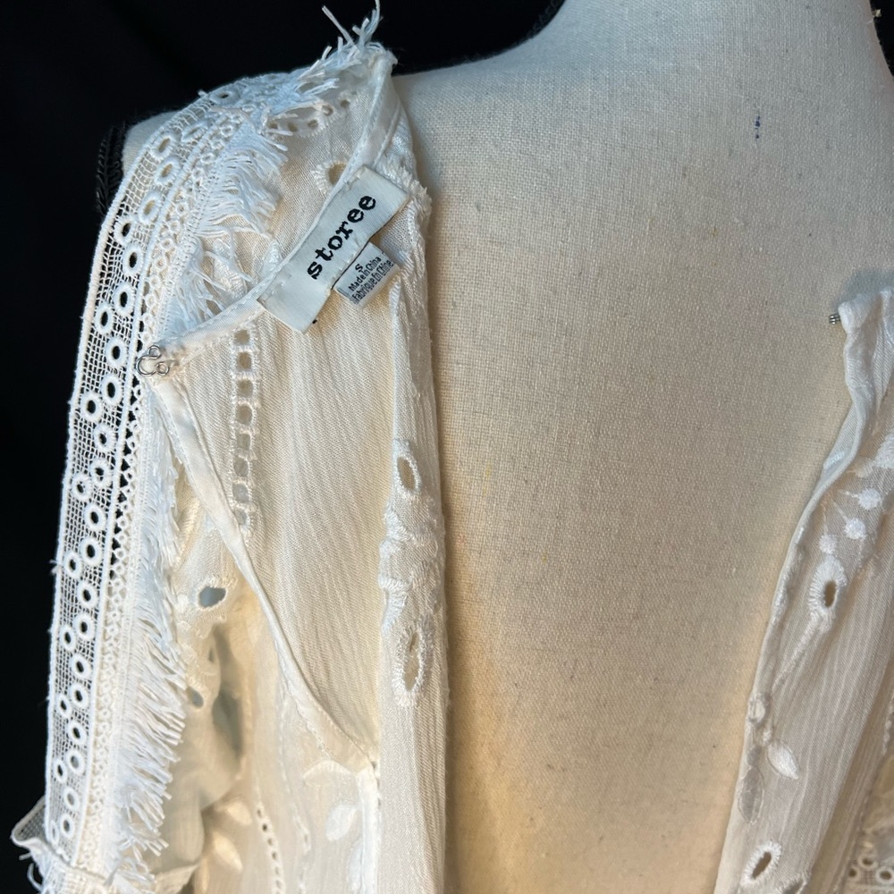 Storee Cream Top Open Back - Picture 14 of 14